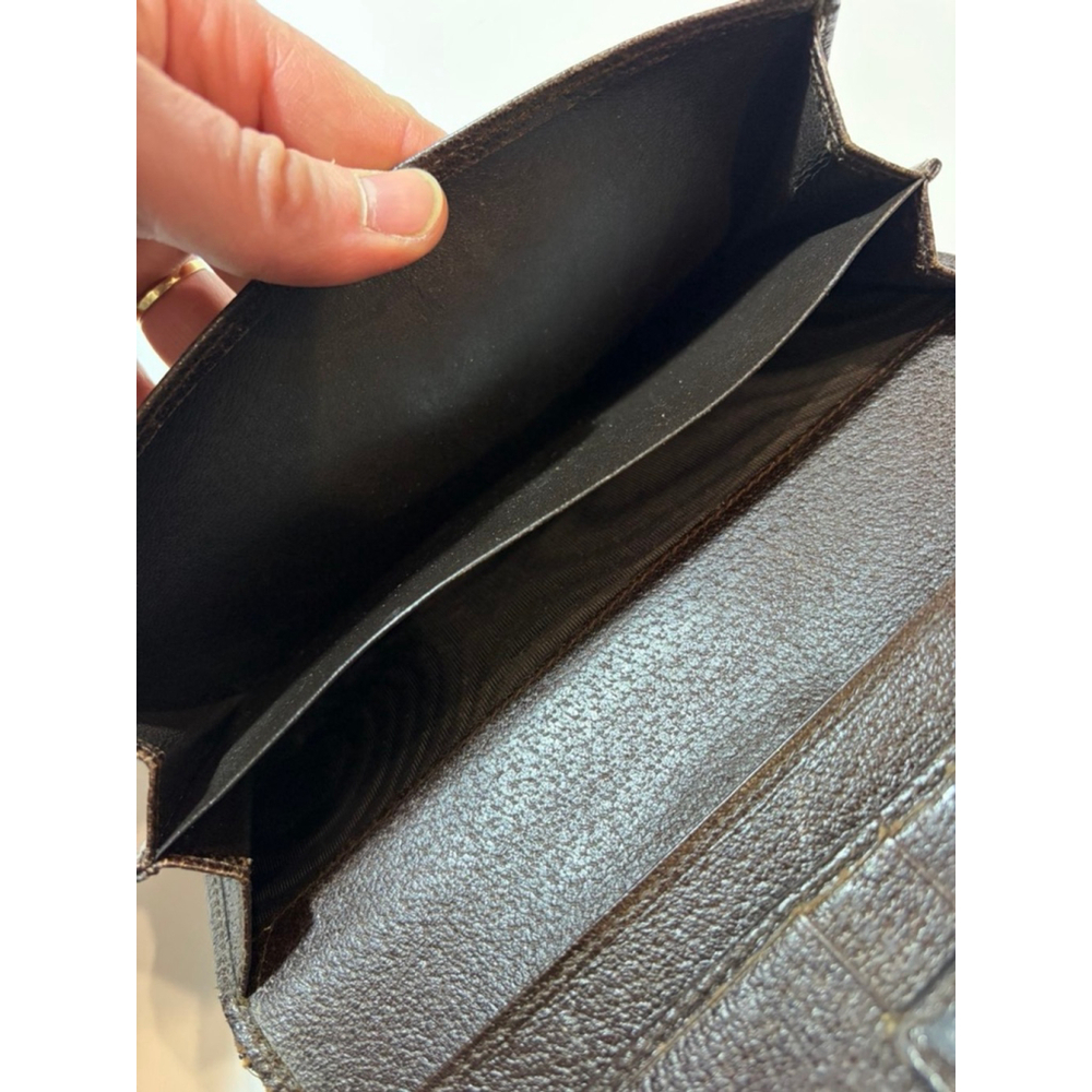 Gucci GG Canvas Wallet Brown Monogram Long Wallet Italy Auth
Flaw - Picture 11 of 12